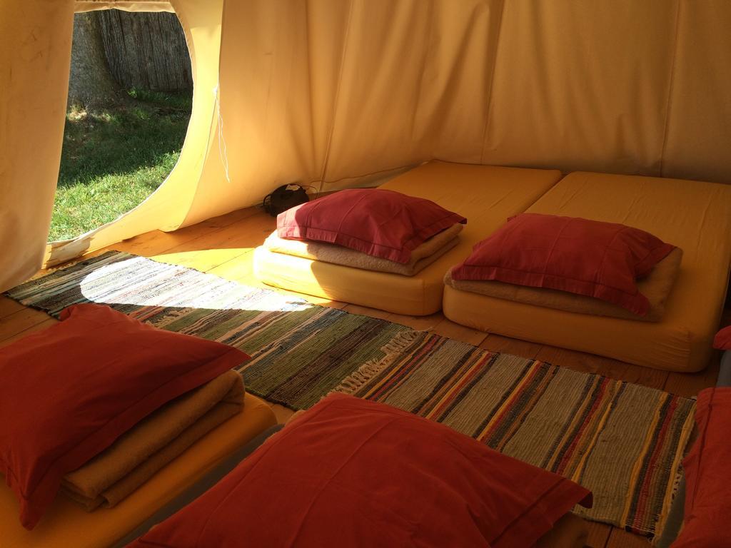 Bed and Breakfast Weekend En Provence Comps  Zimmer foto